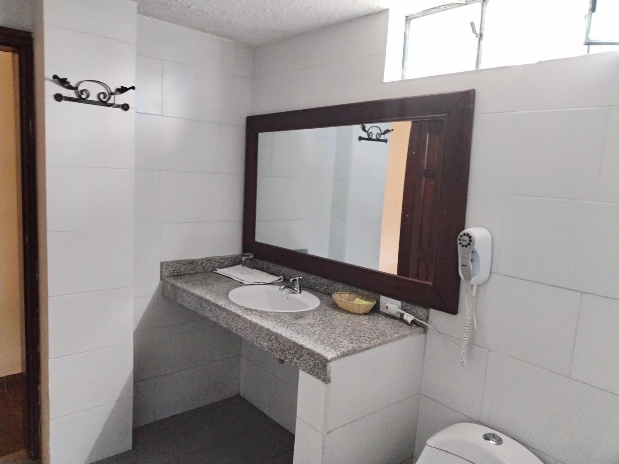 Hotel Villa Santa Clara บาญอส ภายนอก รูปภาพ